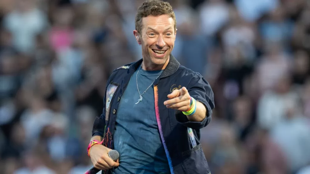 Pareja viral del concierto de Coldplay ahora tiene un videojuego