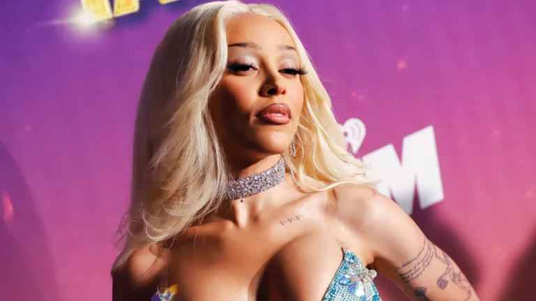 Doja Cat anuncia que terminó su nuevo álbum "Vie" con un post en francés: Esto es todo lo que se sabe