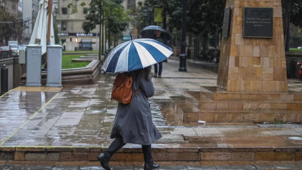 lluvia santiago A_UNO_1664965 web