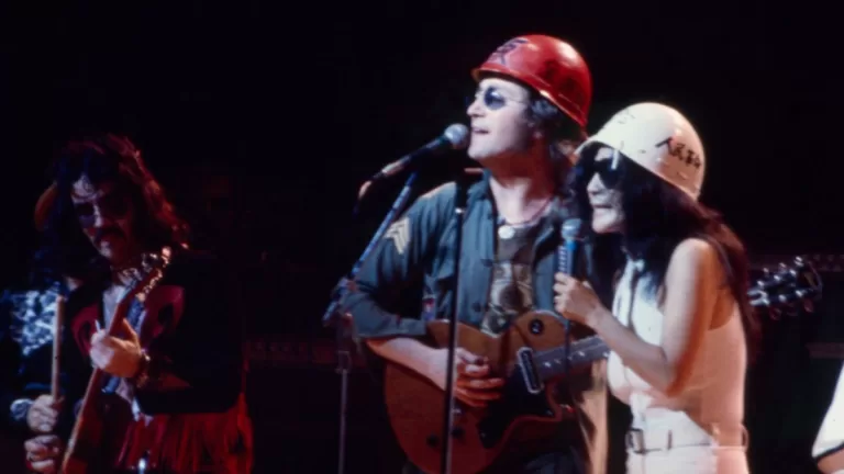 John Lennon Yoko Ono GettyImages-1135155515 web