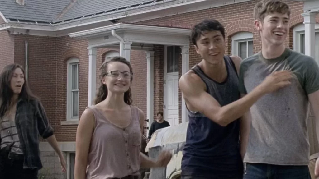 The walking dead actriz Kelley MAck