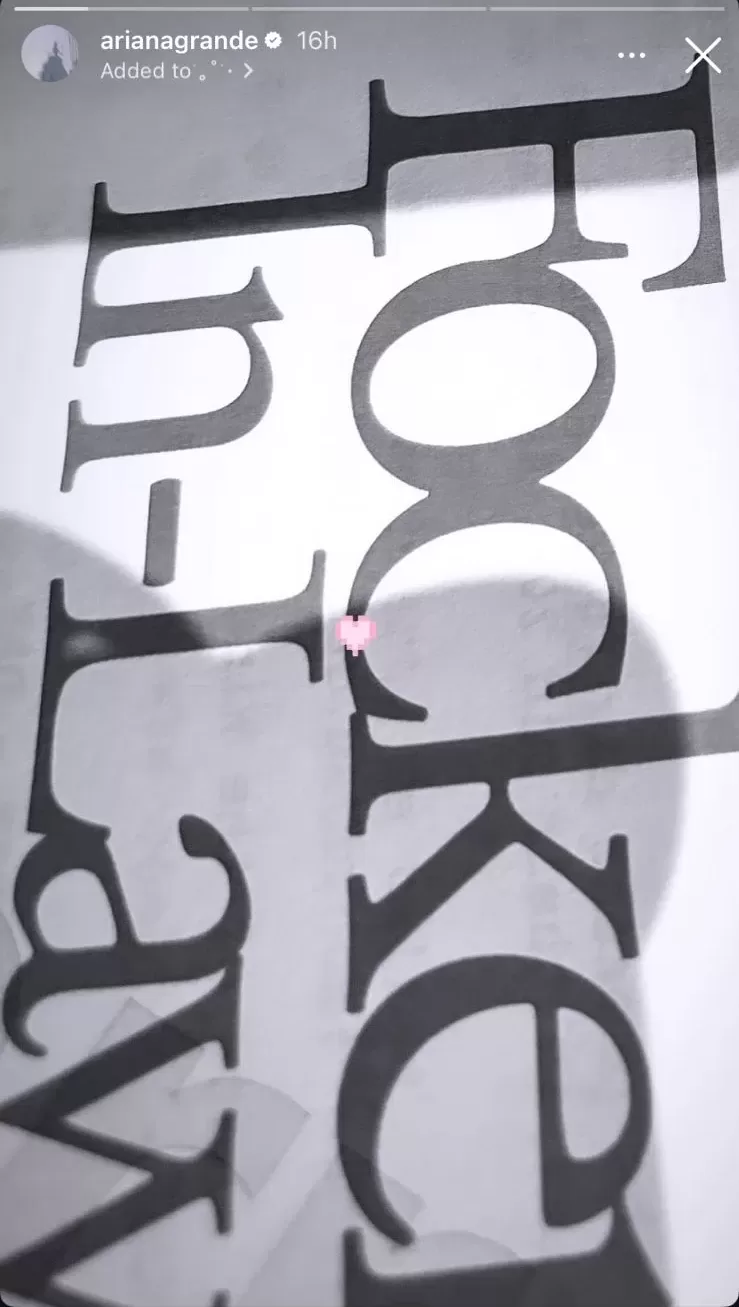 Historia de Instagram de Ariana Grande. 