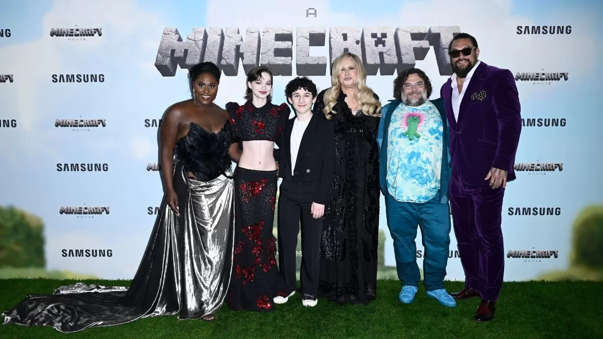 Elenco de "Una Película de Minecraft" en la premier mundial en marzo de 2025.