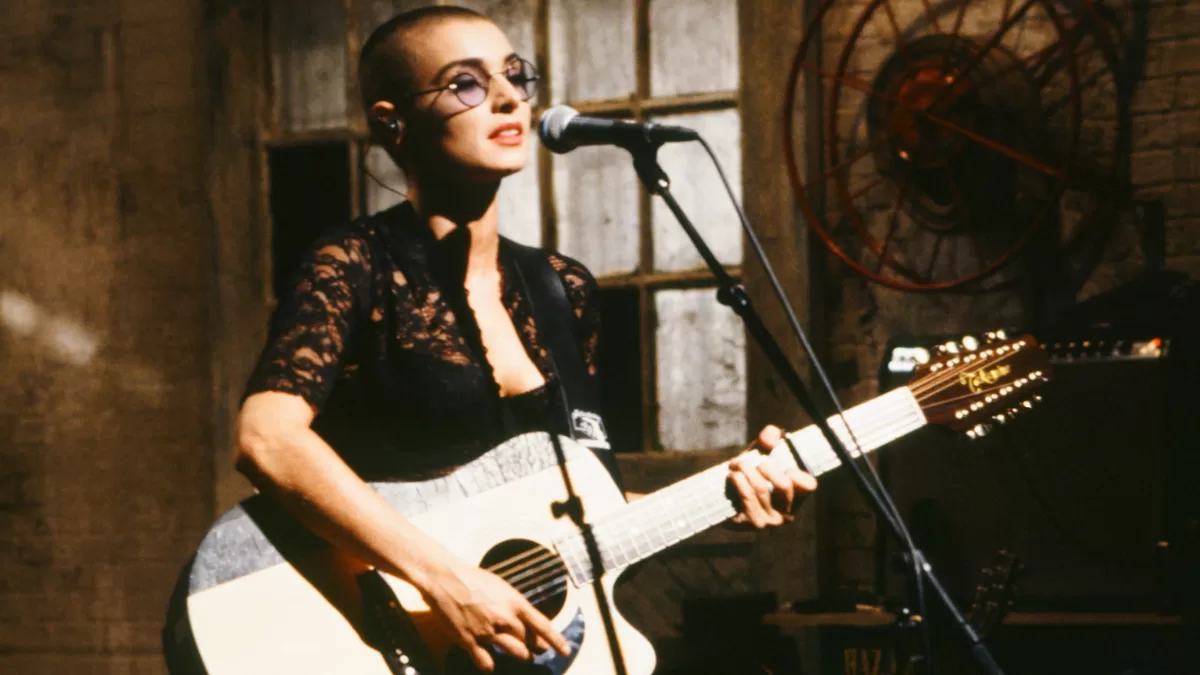 Sinéad O'Connor en SNL en 1990.