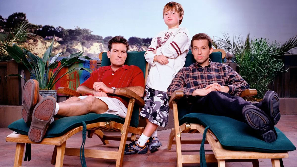 Charlie Sheen, Angus T. Jones y Jon Cryer, protagonistas de "Two and a Half Men". 