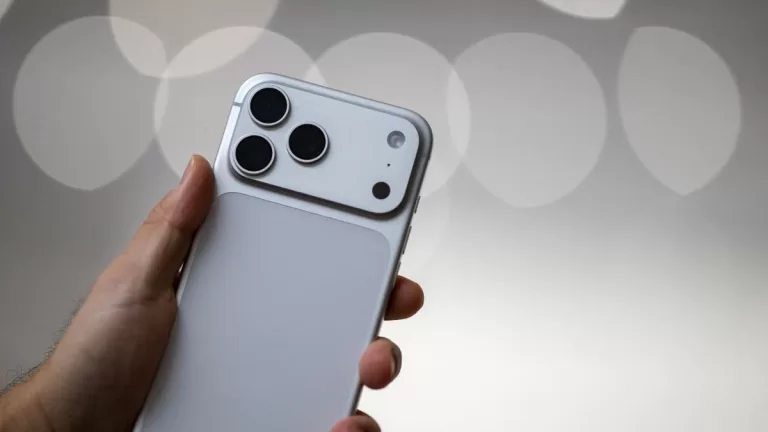 Apple iPhone 17 GettyImages-2233943727 web