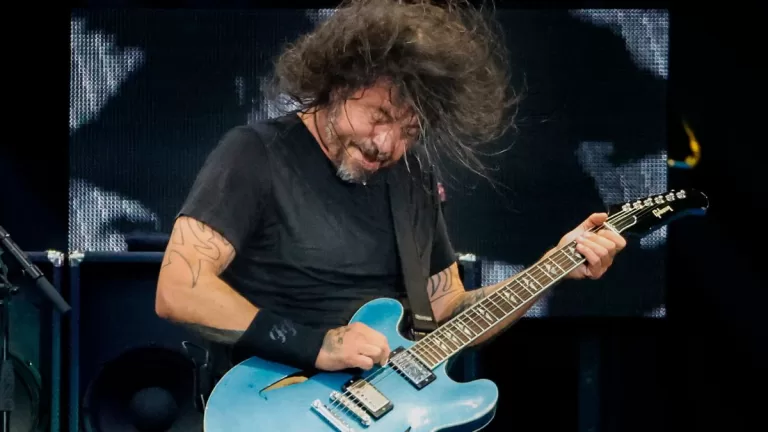 Foo fighters GettyImages-2162541509 web