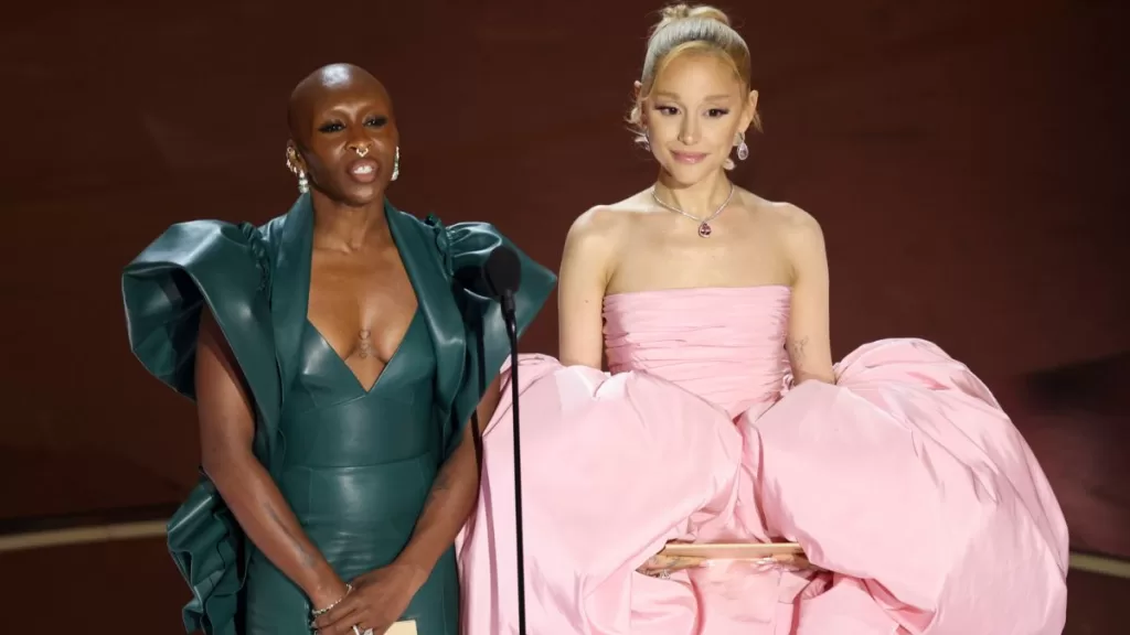 Nuevas fotos de Ariana Grande y Cynthia Erivo en "Wicked: For Good": Revelan fecha de tráiler final de la película