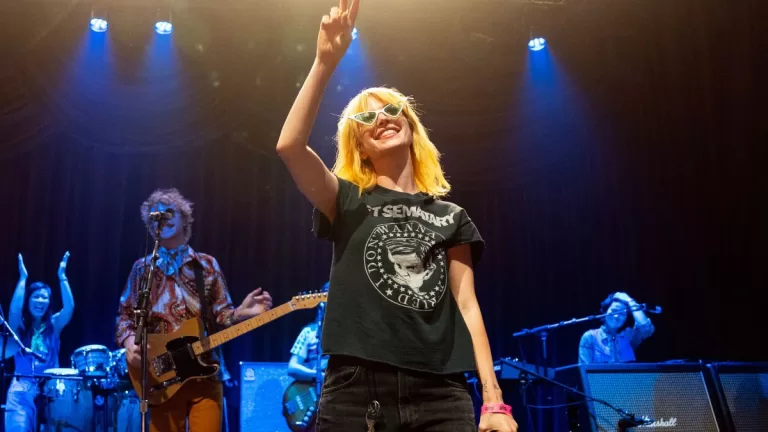 Hayley Williams explicó por qué su música volvió a aparecer en Israel tras unirse al movimiento "No Music For Genocide"