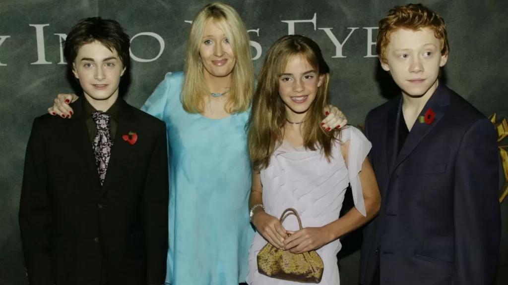 "Ella ignora lo ignorante que es": Las duras declaraciones de J.K. Rowling sobre una querida actriz de "Harry Potter"