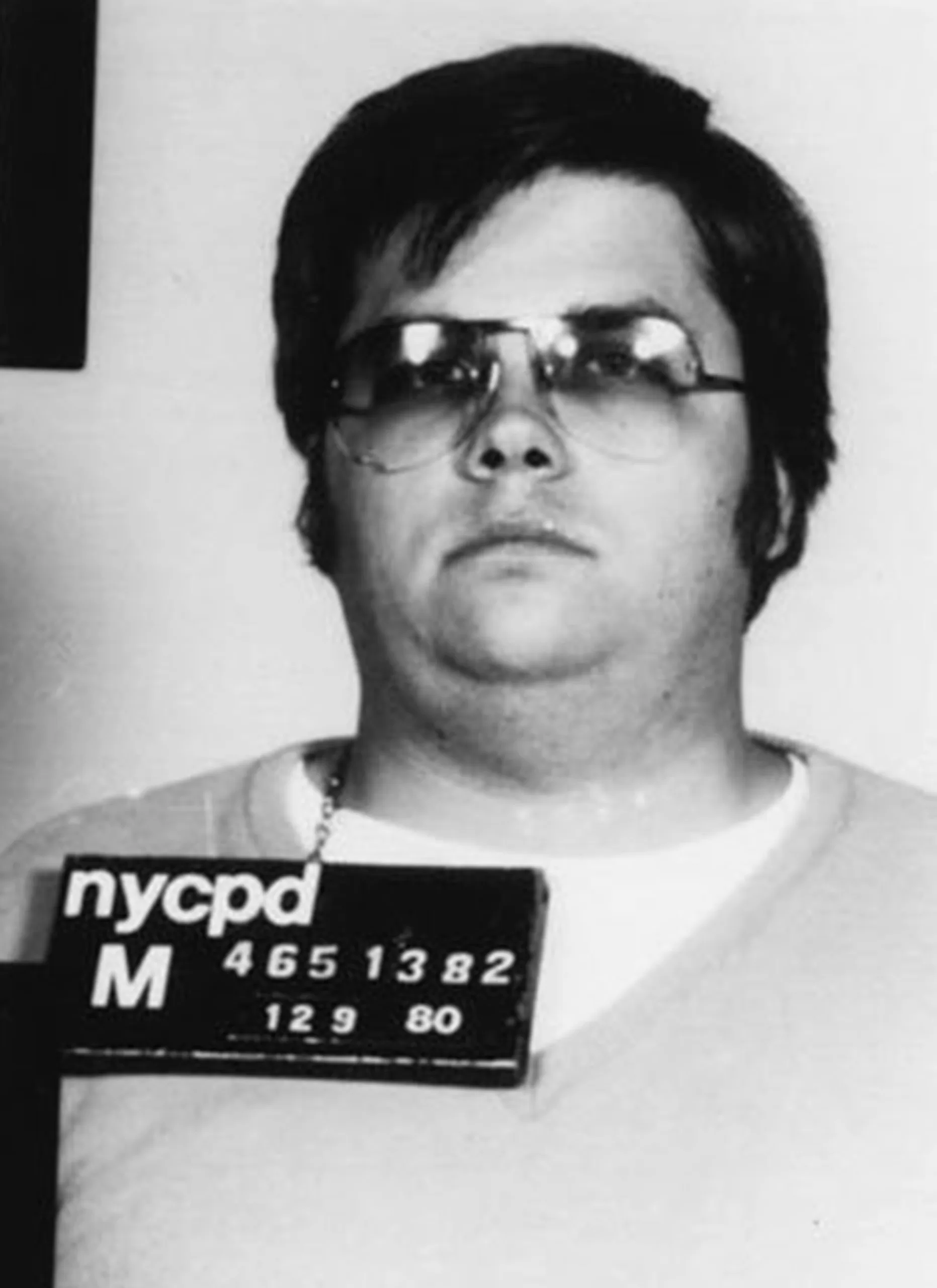 Mark Chapman detenido el 9 de diciembre de 1980 por asesinar a John Lennon. 