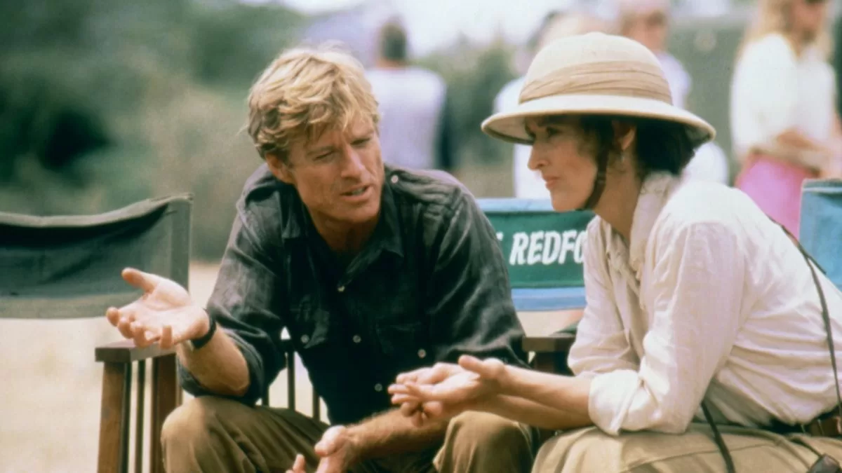Meryl Streep y Robert Redford grabando "Out of Africa" en 1985.