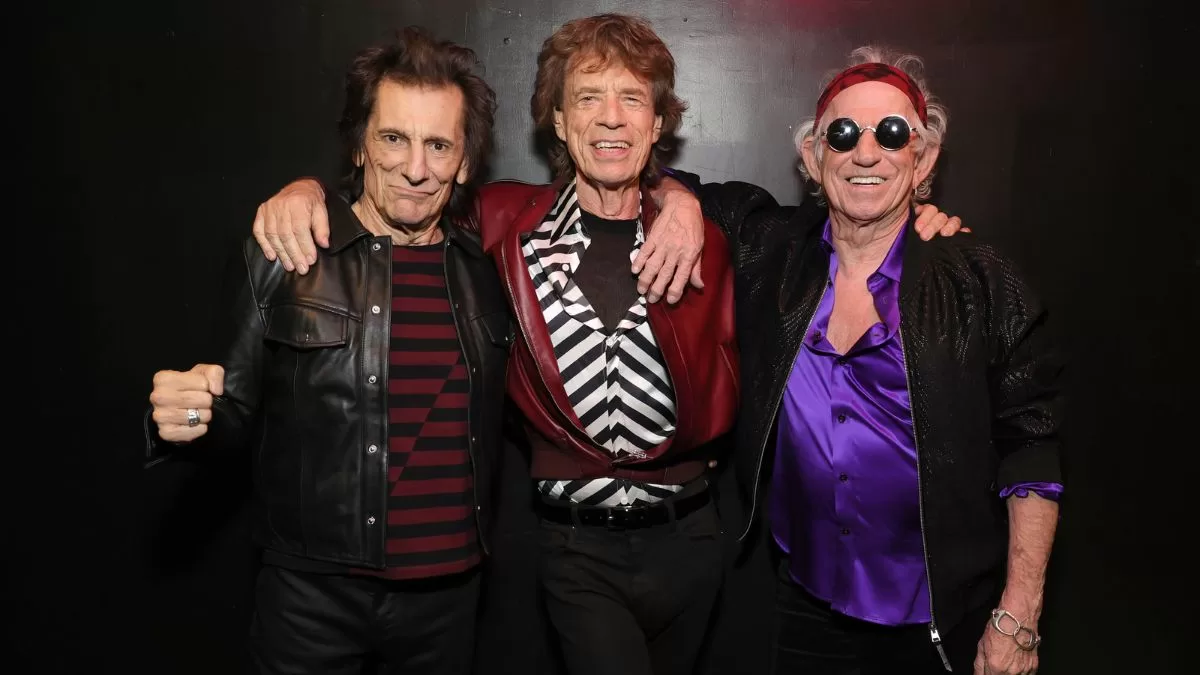 The Rolling Stones en un show sorpresa en 2023, promocionando su nuevo álbum. 