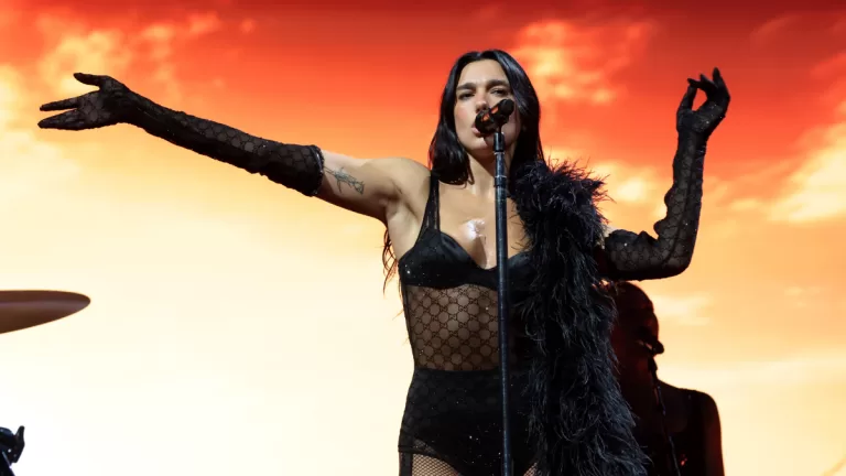 Dua Lipa