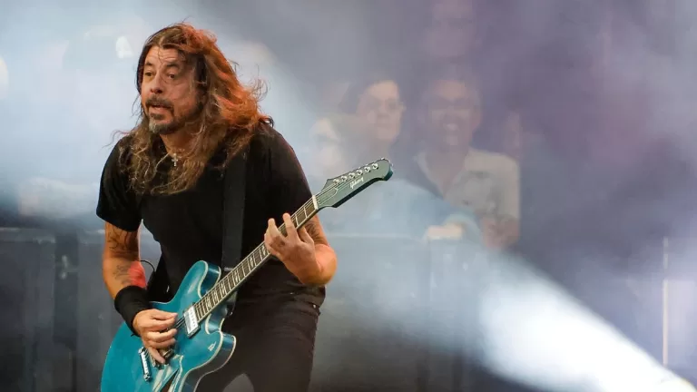 Foo fighters GettyImages-2162541552 web