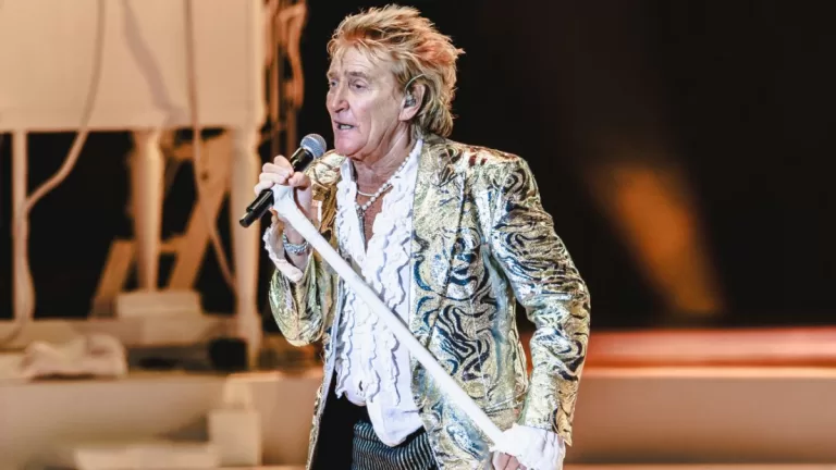 Rod Stewart GettyImages-2226606853 web