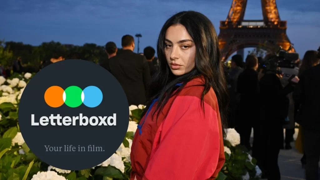 Le encantó "Weapons": Estas son algunas de las películas que vio Charli XCX recientemente