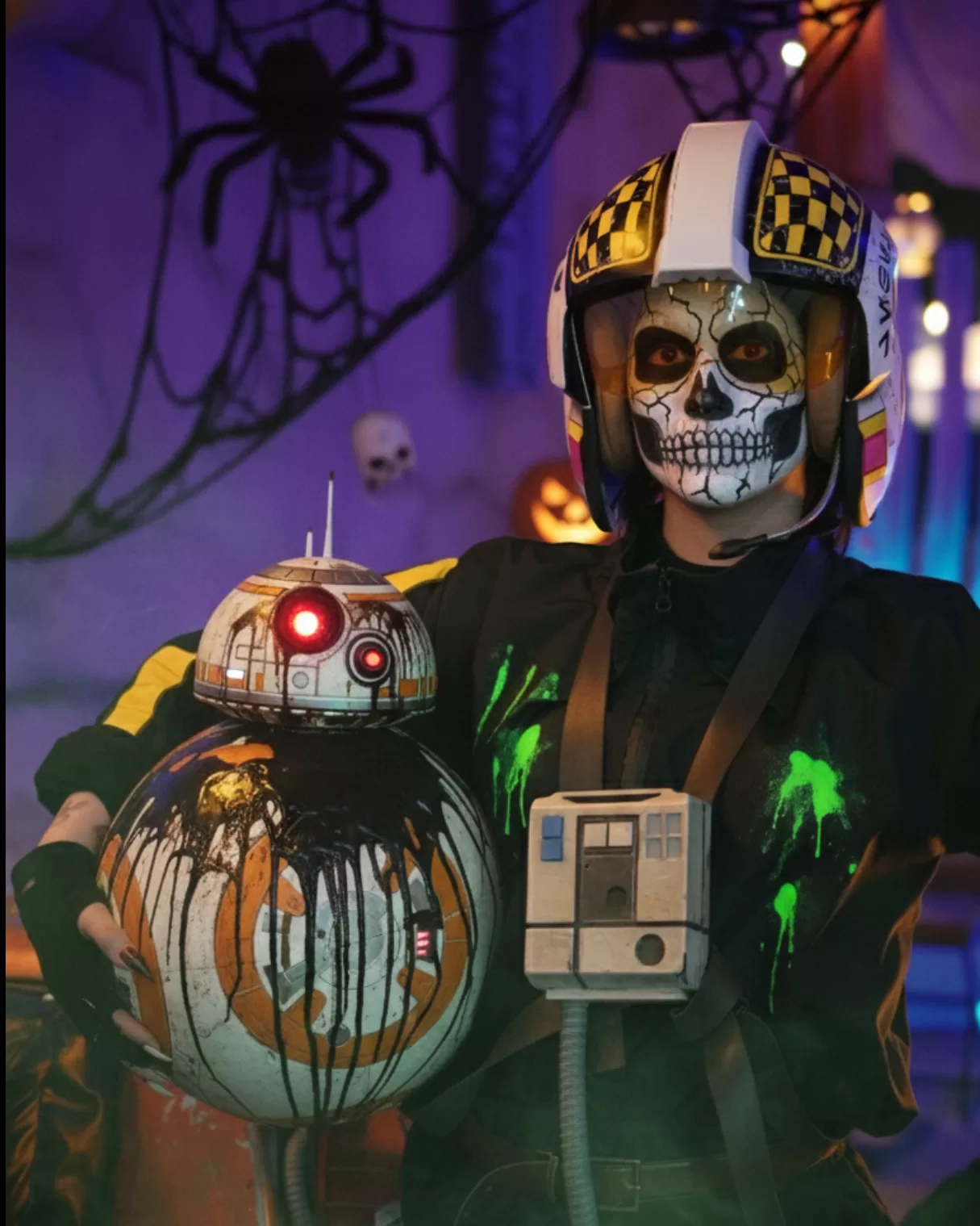 nowas cantina Halloween