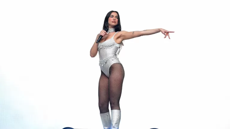 Dua Lipa GettyImages-2221200682 web