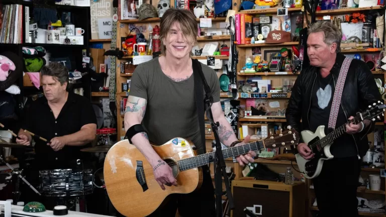 Goo Goo Dolls tiny desk