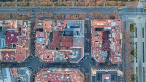 La Semana de la Planificación Urbana 2025 se realizará entre el 8 y el 15 de noviembre en la Pontificia Universidad Católica de Chile. La actividad es organizada por el Instituto de Estudios Urbanos y Territoriales en conjunto con la Facultad de Arquitectura, Diseño y Estudios Urbanos. El objetivo es abrir la conversación sobre cómo queremos vivir en nuestras ciudades hoy y en el futuro.