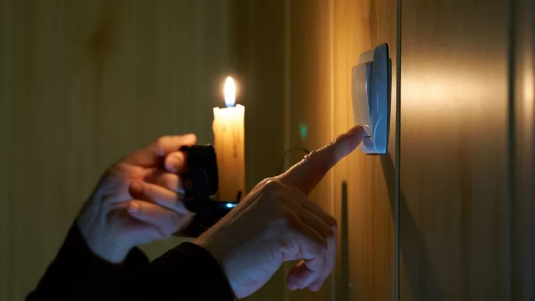 Corte de Luz GettyImages-2218245903 web