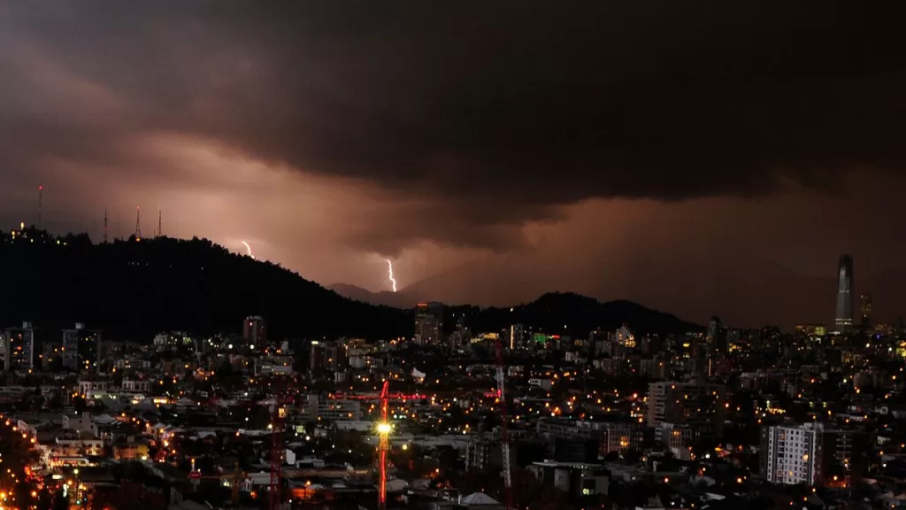 Tormenta eléctrica A_UNO_797468 web