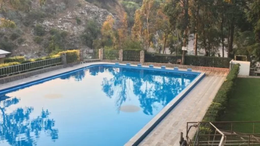 Piscina Rocas del Padre