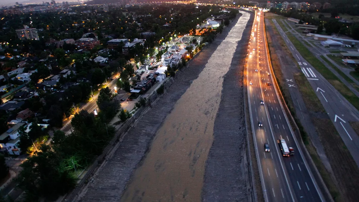 Un hito en la historia medioambiental: Río Mapocho es declarado humedal urbano y esto es lo que significa
