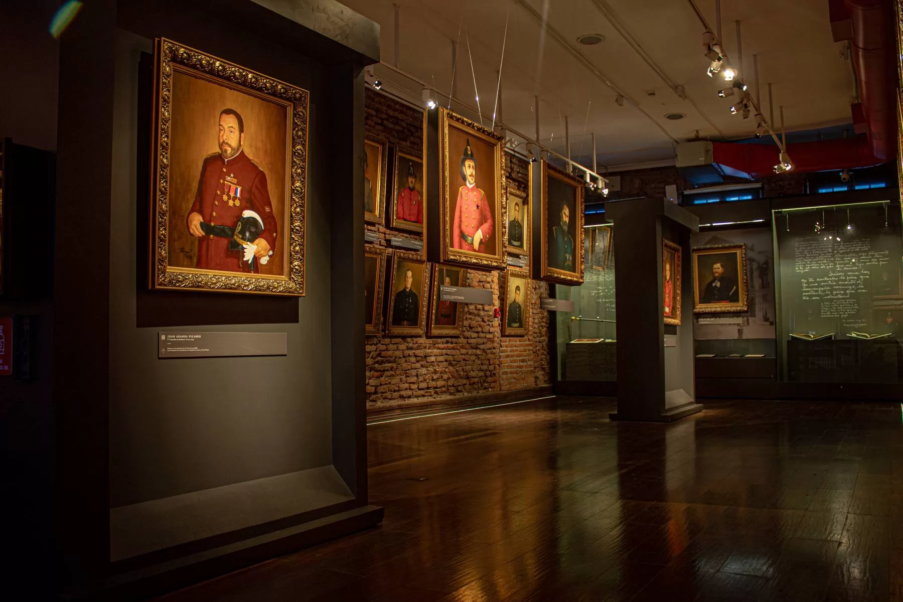 Santiago en 100 Palabras