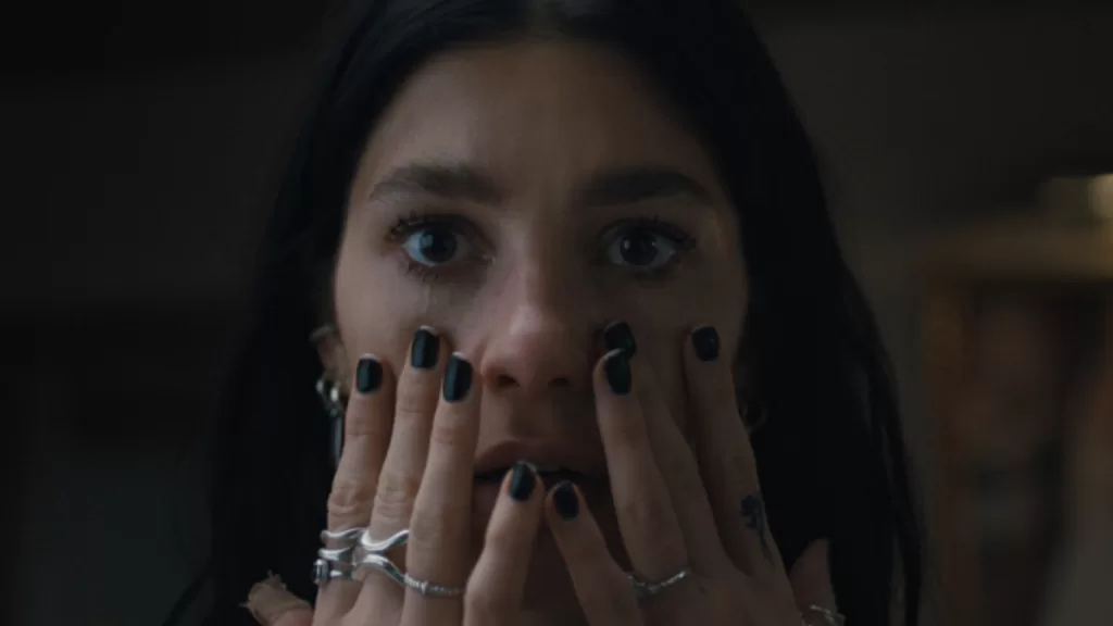 serie Something Very Bad Is Going to Happen