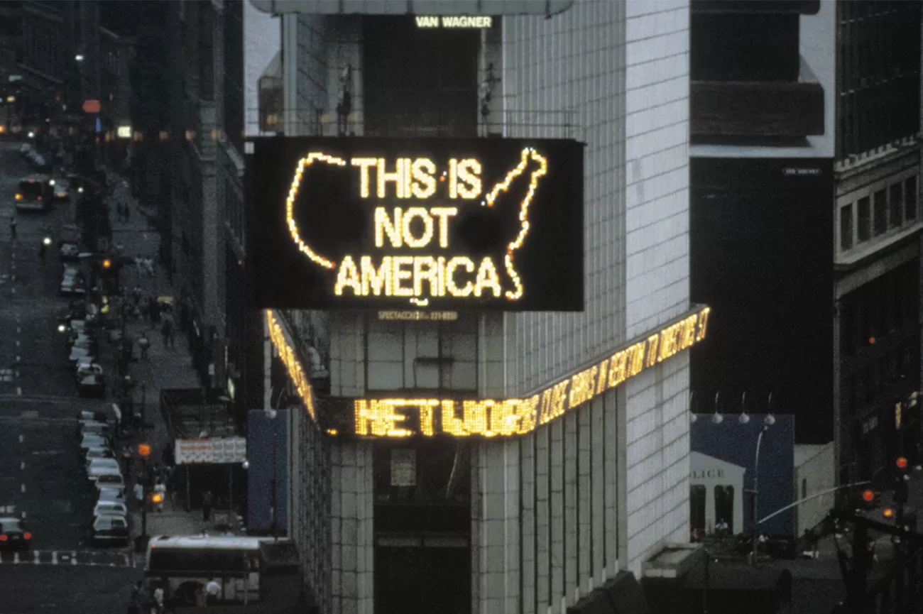 Intervención de Alfredo Jaar en Times Square (1987)