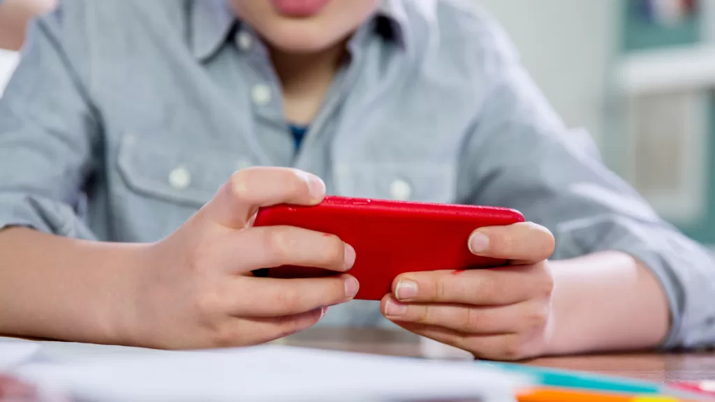 celulares en colegio