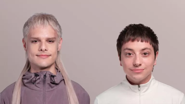 Ca7riel y paco amoroso reseña