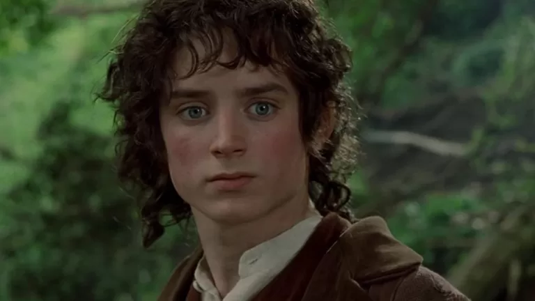 "Nadie interpretará a Frodo mientras yo esté vivo": Elijah Wood sobre "El señor de los anillos"