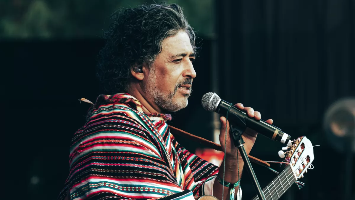 El emotivo reencuentro de Manuel García con Lollapalooza Chile: Con tributo a Víctor Jara y sorpresa con Fernando Ubiergo