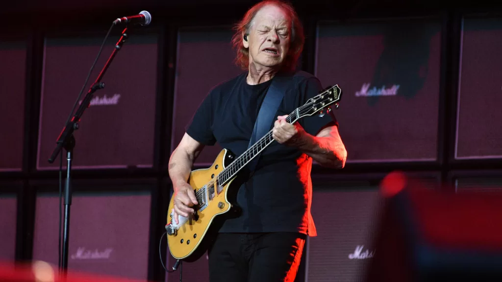 Stevie Young ACDC