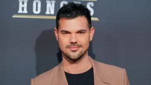 Taylor Lautner