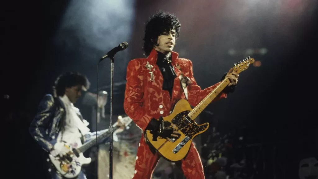 Prince GettyImages-147590605 web