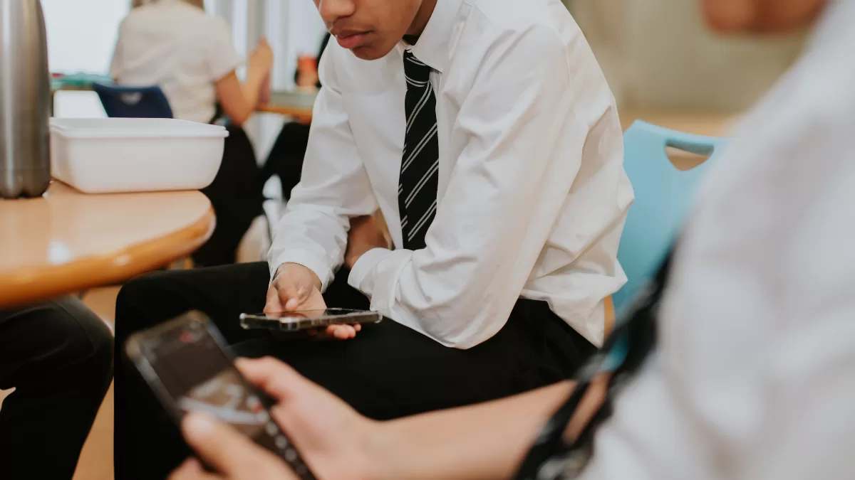 Gobierno de Noruega impulsa la prohibición de redes sociales en menores de 16 años, Getty