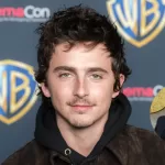 Timothée Chalamet y Charlize Theron