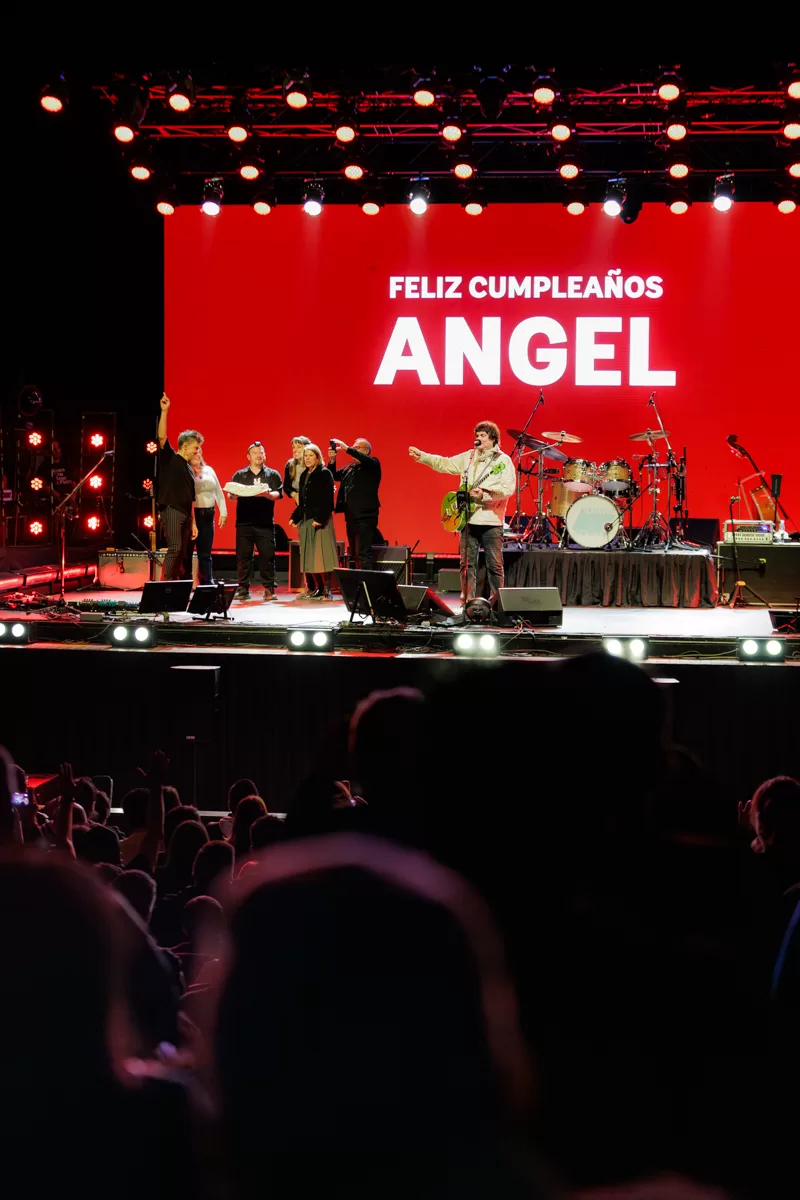 23 de mayo de 2026 XCLNT teatro Concepción Los Tres