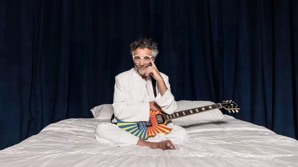 FITO PAEZ PRESENTA SHINE