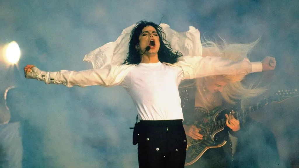 Michael Jackson GettyImages-88702108 web