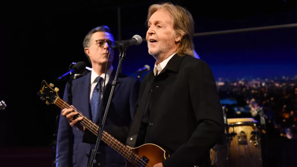 Paul McCartney y Stephen Colbert