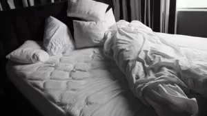 Cama sin hacer GettyImages-176111213 web