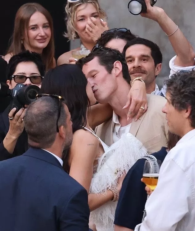 Dua Lipa
