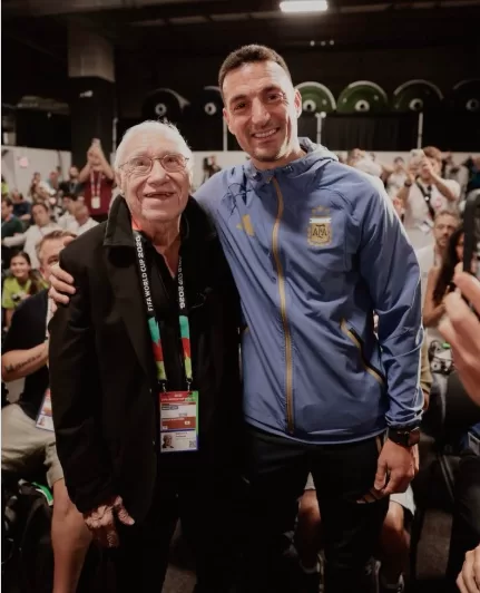 Enrique Macaya Márquez y DT de Argentina