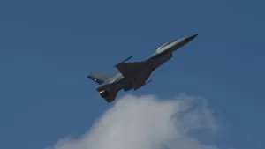 F-16 chilena piloto A_UNO_1364059 web