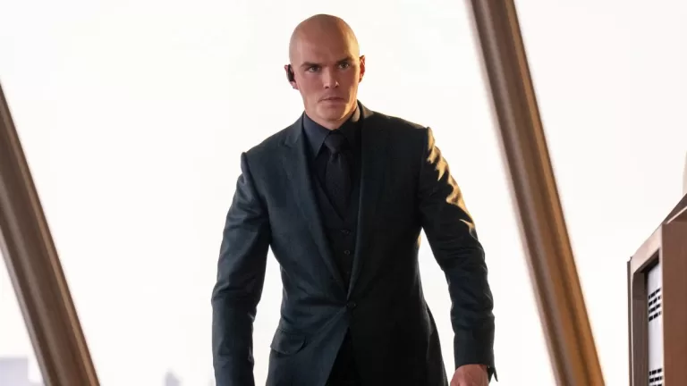 Nicholas Hoult en Superman 2025